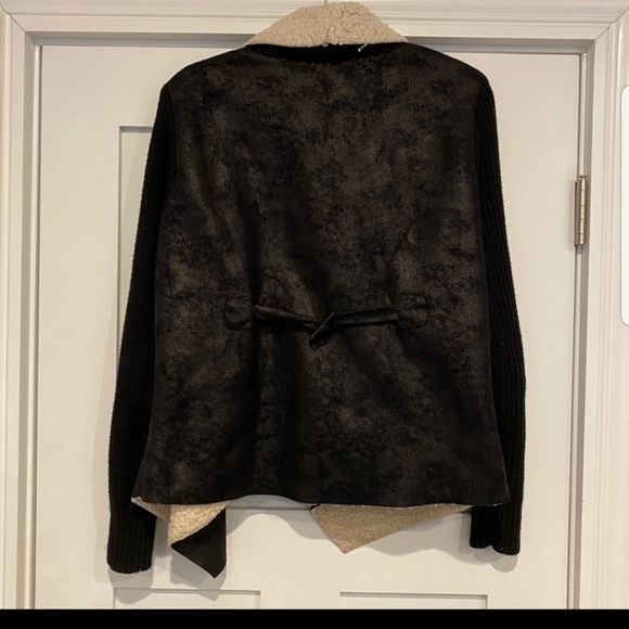 Akira Faux Suede Sherpa Sweater Jacket - Picture 2 of 4